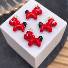 Подвеска лошадь красная эмаль, цвет золото 14х14 мм