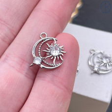 Подвеска луна и солнце с цирконами, цвет серебро 15х13 мм