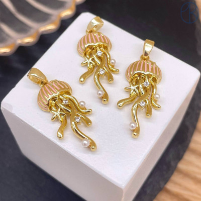 Подвеска медуза розовая эмаль, цвет золото 22 мм