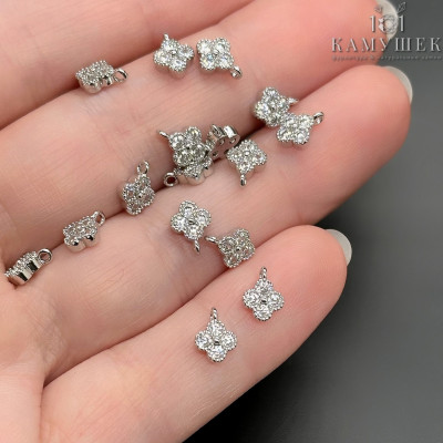 Подвеска мини клевер цирконы, цвет серебро 5x8 мм