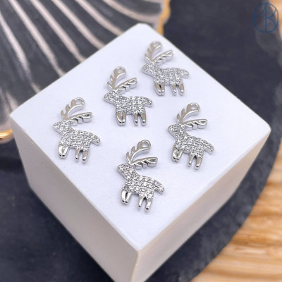 Подвеска олень цирконы, цвет серебро 14 мм 