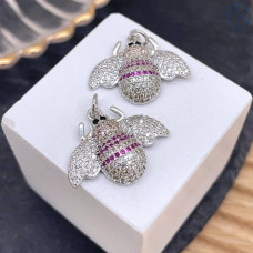 Подвеска пчела цирконы, цвет серебро 19 мм Подвеска пчела цирконы, цвет серебро 19 мм