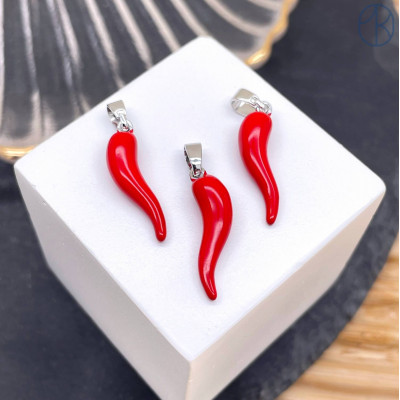 Подвеска перчик красный, цвет серебро 20х4 мм