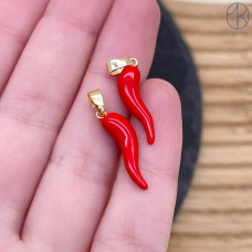 Подвеска перчик красный, цвет золото 20х4 мм