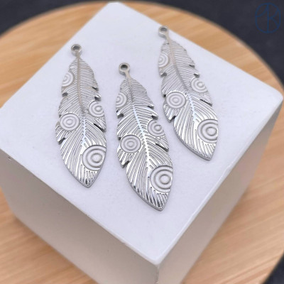 Подвеска перо сталь 30 мм, цвет серебро 