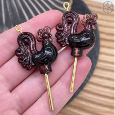 Подвеска петушок темно-коричневый, цвет золото ~ 5 см