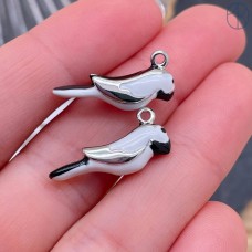 Подвеска попугай белый, цвет серебро 22 мм Подвеска попугай белый, цвет серебро 22 мм