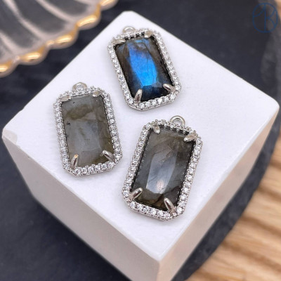 Подвеска прямоугольник цирконы лабрадор, цвет серебро 18х12 мм