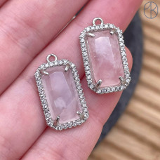 Подвеска прямоугольник цирконы розовый кварц, цвет серебро 18х12 мм
