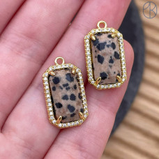 Подвеска прямоугольник цирконы яшма далматиновая, цвет золото 18х12 мм