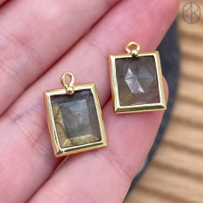 Подвеска прямоугольник огранка лабрадор, цвет золото 13х10 мм