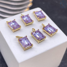 Подвеска прямоугольник сиреневое стекло, цвет золото 9х7 мм