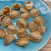 Подвеска ракушка, цвет золото ~ 2-3 см 