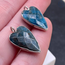 Подвеска сердце апатит, цвет серебро 20х13 мм