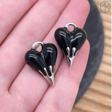 Подвеска сердце черная эмаль, цвет серебро 21 мм