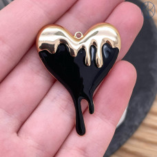 Подвеска сердце черная эмаль, цвет золото 40 мм Подвеска сердце черная эмаль, цвет золото 40 мм