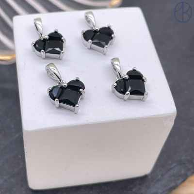 Подвеска Сердце черные цирконы, цвет серебро 10х11 мм 