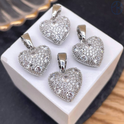 Подвеска сердце цирконы, цвет серебро 14 мм 