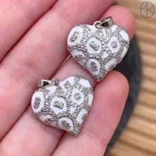 Подвеска сердце цирконы, цвет серебро 18 мм 