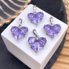 Подвеска сердце фиолетовые цирконы, цвет серебро 14,5х14 мм 