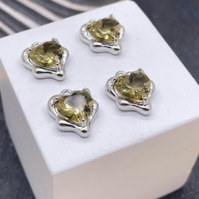 Подвеска сердце фриформ темно-зеленый циркон, цвет серебро 11х13 мм 