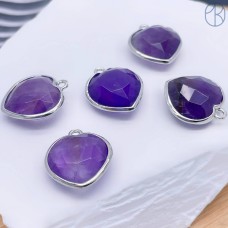 Подвеска сердце огранка аметист, цвет серебро 18х16
