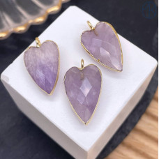 Подвеска сердце огранка аметист лавандовый, цвет золото 18х13 мм