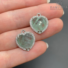 Подвеска сердце огранка цирконы кварц зеленый клубничный, цвет серебро 16х18 мм