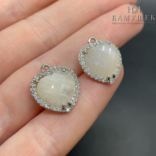 Подвеска сердце огранка цирконы лунный камень, цвет серебро 16х18 мм