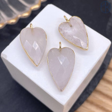 Подвеска сердце огранка горный хрусталь, цвет золото 18х13 мм