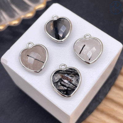 Подвеска сердце огранка кварц турмалиновый, цвет серебро 13х15