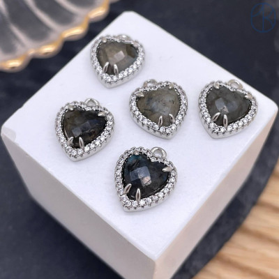 Подвеска сердце огранка лабрадор, цвет серебро 12 мм