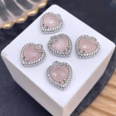 Подвеска сердце огранка розовый кварц, цвет серебро 12 мм