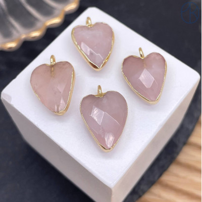 Подвеска сердце огранка розовый кварц, цвет золото 17х12 мм