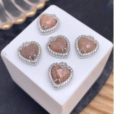 Подвеска сердце огранка солнечный камень, цвет серебро 12 мм