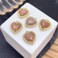 Подвеска сердце огранка солнечный камень, цвет золото 12 мм