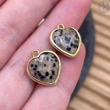 Подвеска сердце огранка яшма далматиновая, цвет золото 13х15 мм