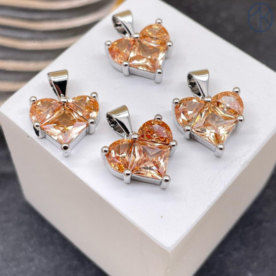 Подвеска Сердце светло-коричневые цирконы, цвет серебро 12х12 мм 