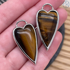 Подвеска сердце тигровый глаз, цвет серебро 30х12 мм