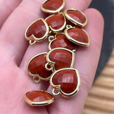 Подвеска сердце яшма красная, цвет золото 12х13 мм