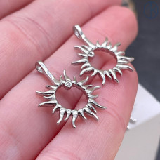 Подвеска солнце циркон, цвет серебро 22 мм