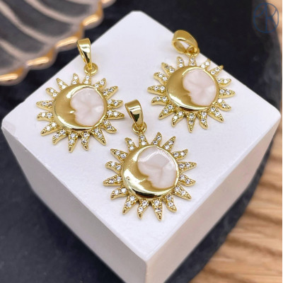 Подвеска солнце и луна эмаль, цвет золото 17 мм 