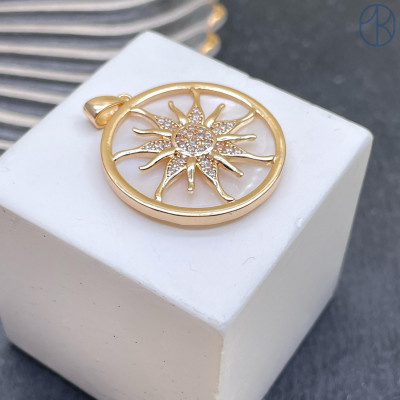 Подвеска солнце перламутр, цвет золото 25 мм