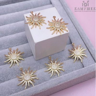 Подвеска солнце с белыми цирконами, цвет золото 27х25 мм