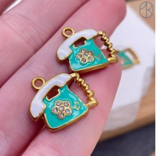 Подвеска телефон зеленая эмаль сталь 16 мм, цвет золото