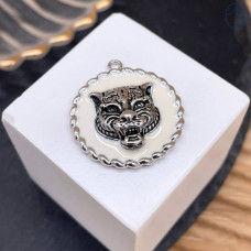 Подвеска тигр белая эмаль, цвет серебро 25 мм