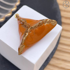 Подвеска треугольник, цвет золото ~ 28-30 мм