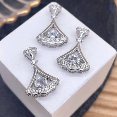 Подвеска веер цирконы, цвет серебро 21 мм 