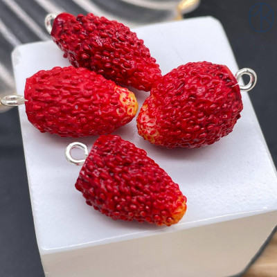 Подвеска земляника, цвет серебро ~ 17 мм