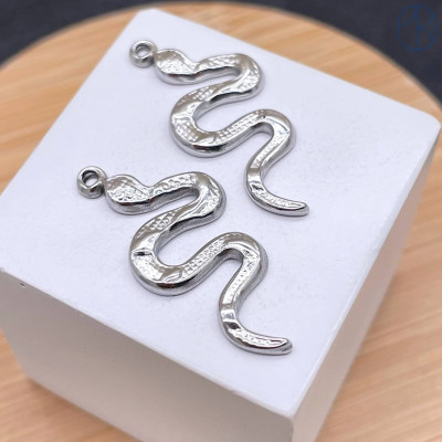 Подвеска змея сталь 28 мм, цвет серебро